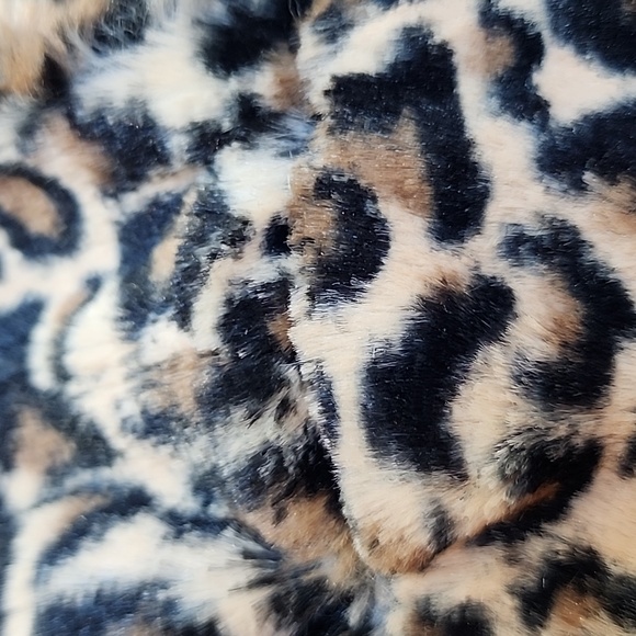 SO brand Leopard faux fur hat - Picture 2 of 6